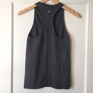 Lululemon Swiftly Tech, Racerback Style
